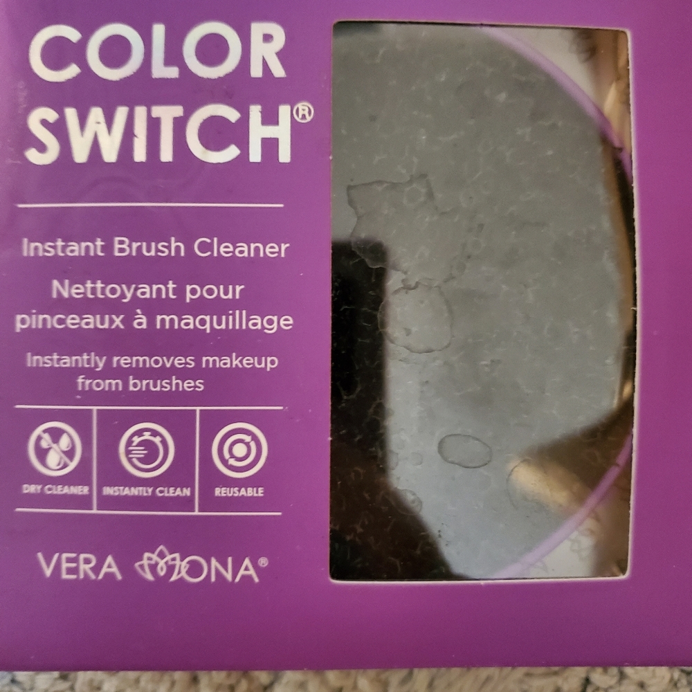 🆕️Brush Cleaner Color Switch by Vera Mona New